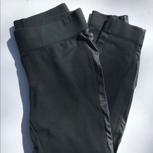 White House Black Market Leggings XXS Short